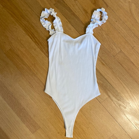 Tops - White bodysuit